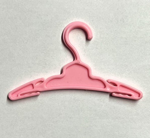 4 Ginny Type Hangers (1 dozen)