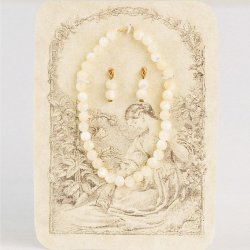 Mother Of Pearl Necklace W/Earrings
